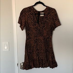 Short sleeve dress